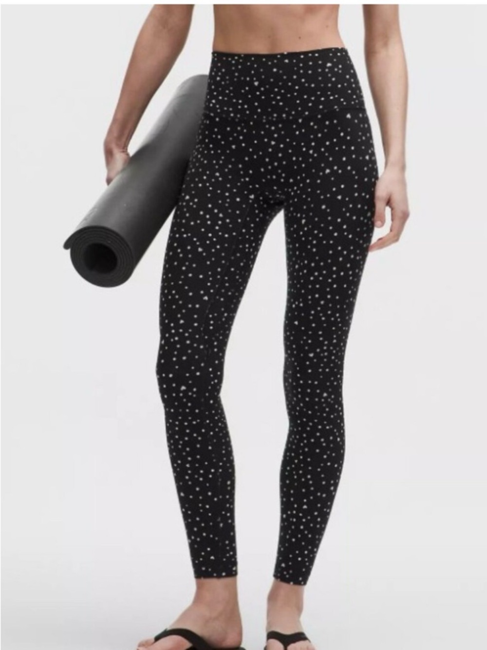 Lululemon Align No Line High-Rise
Pant 25”Heart Scatter Dot Print